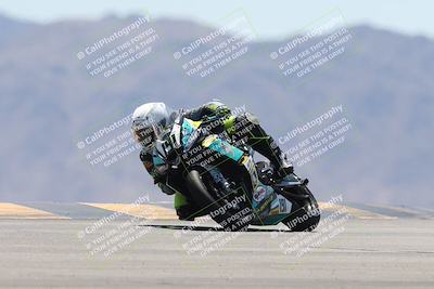 media/Apr-20-2025-CVMA (Sun) [[39090e8767]]/Race 9-Formula LW Twins Shootout/